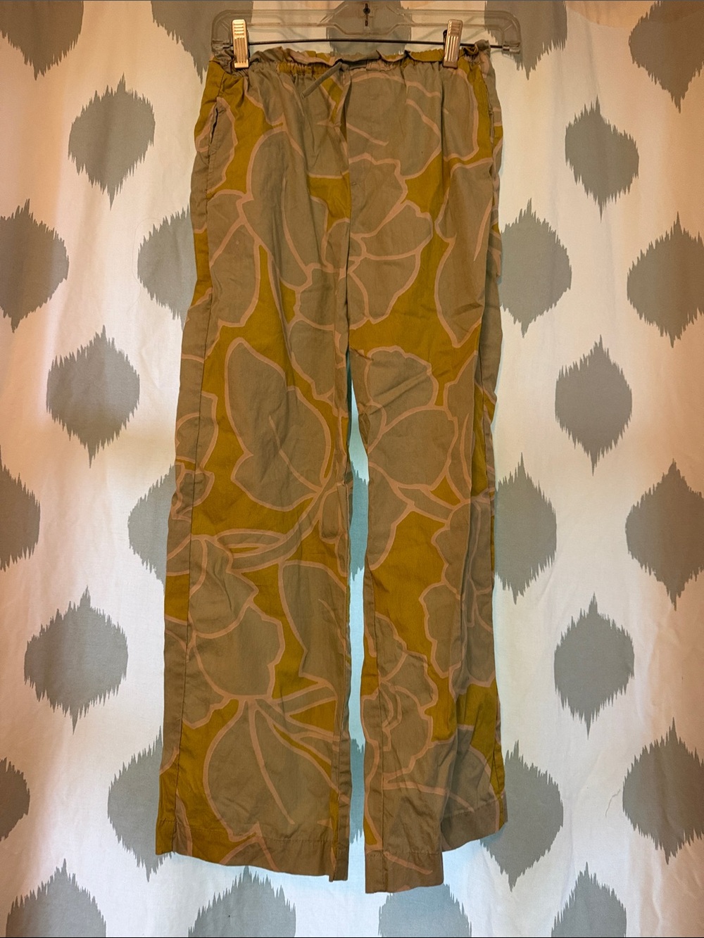 Zara Olive & Tan Floral-Print Cropped Chinos